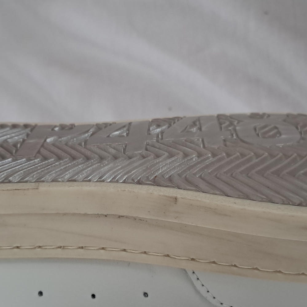 P448 John Dune Sneaker. Womans Size 39. White & Beige. Distressed Rubber Sole - Picture 15 of 16